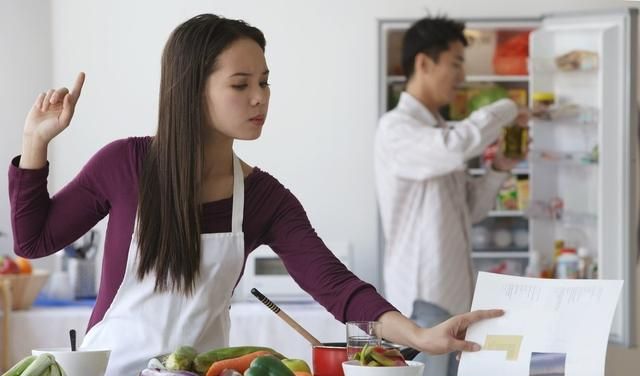 8090后夫妻晚上经常做饭吗，每个月做几次图1