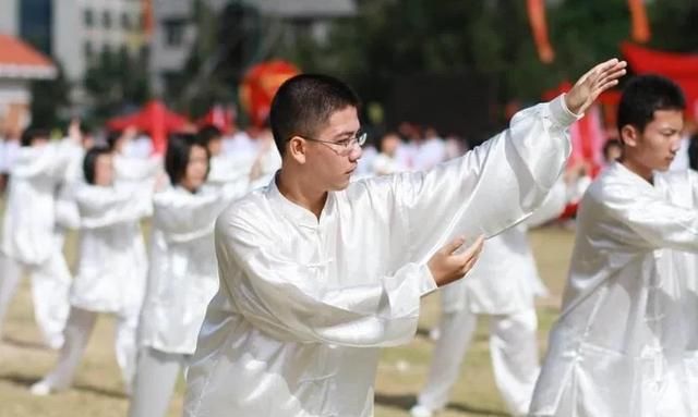 多人运动，有哪些多人运动可以增强全身体质的图2